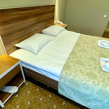 Riga Unimars Hotel Eksteriør billede