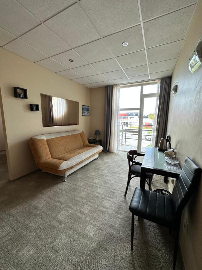 Riga Unimars Hotel Eksteriør billede