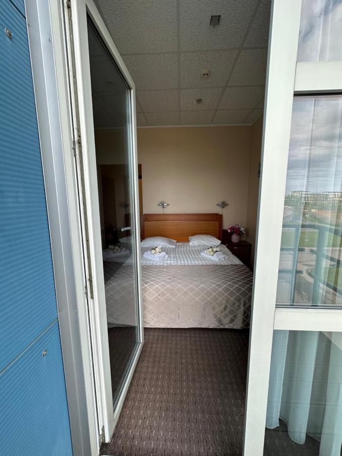 Riga Unimars Hotel Eksteriør billede