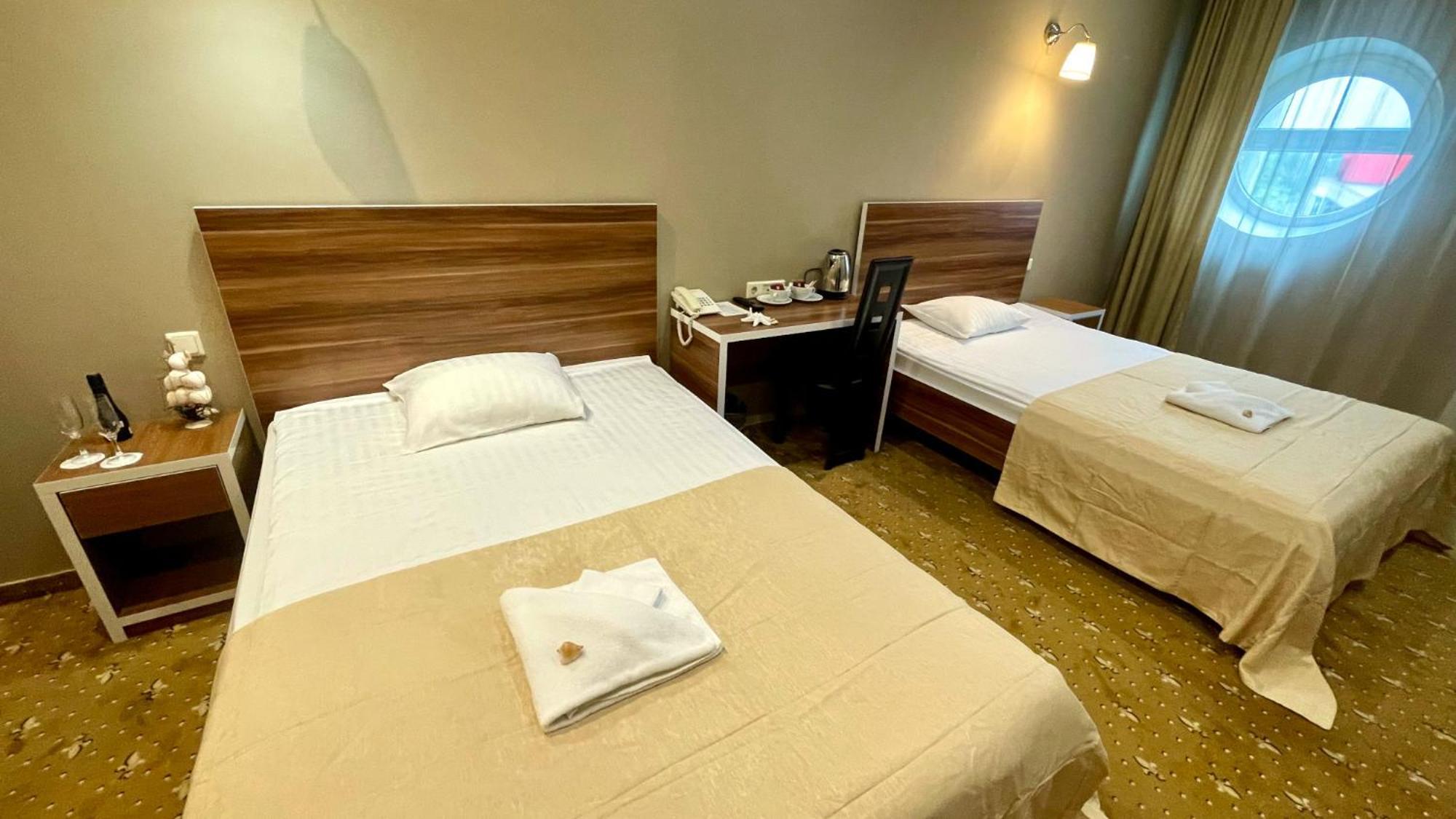 Riga Unimars Hotel Eksteriør billede