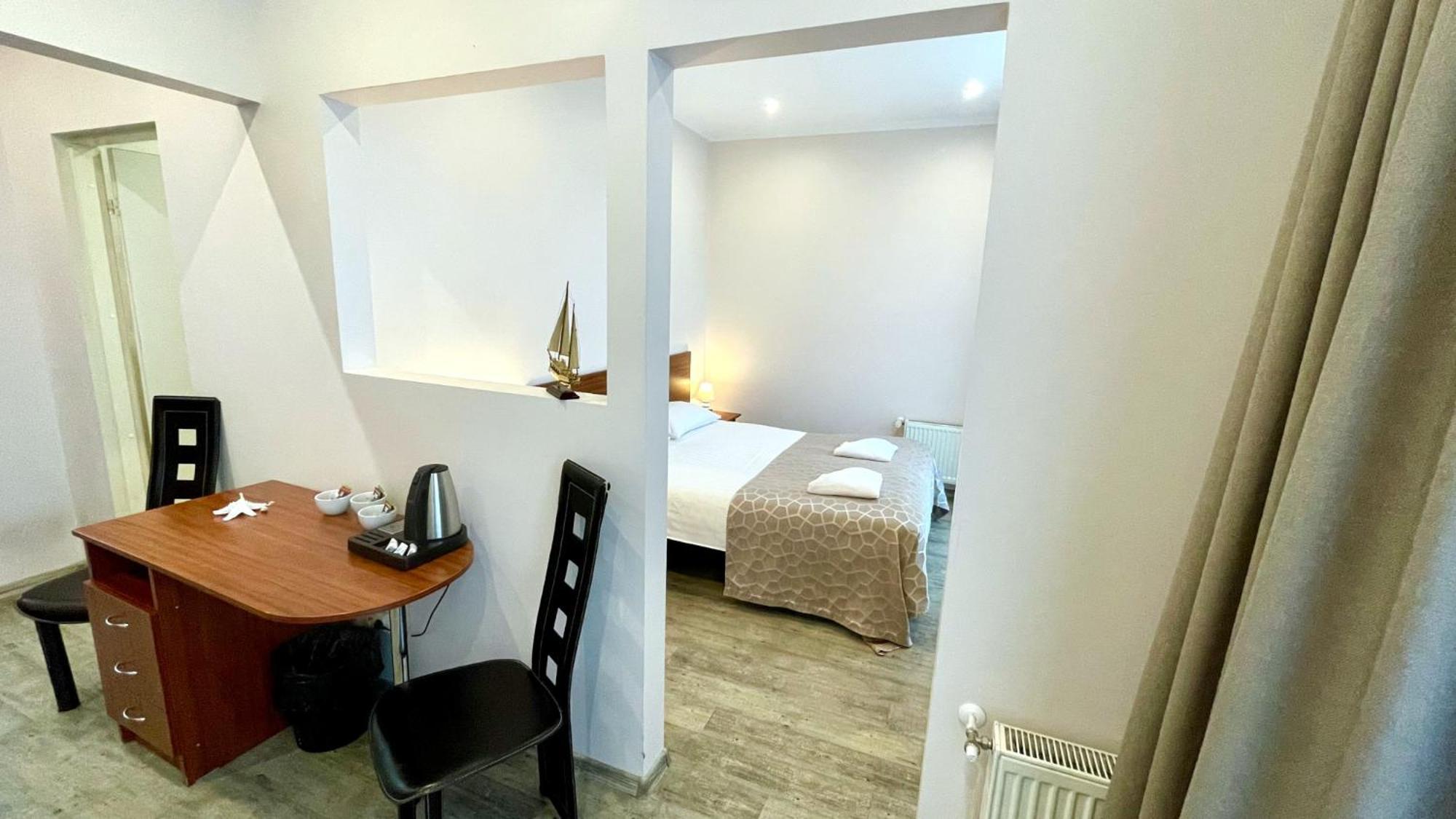 Riga Unimars Hotel Eksteriør billede